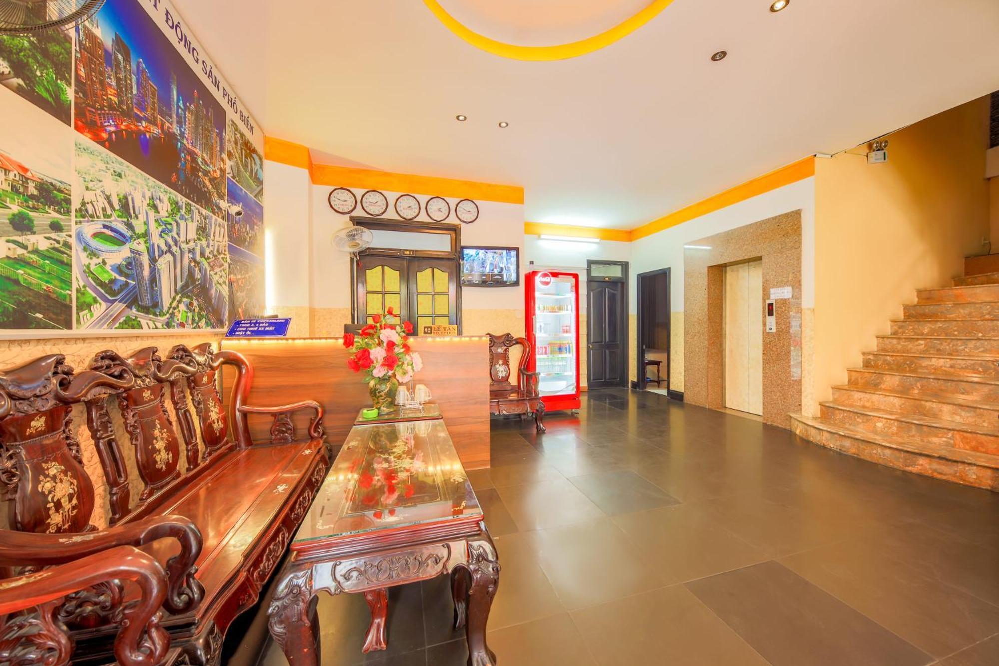 Ponys Hotel Nha Trang Esterno foto